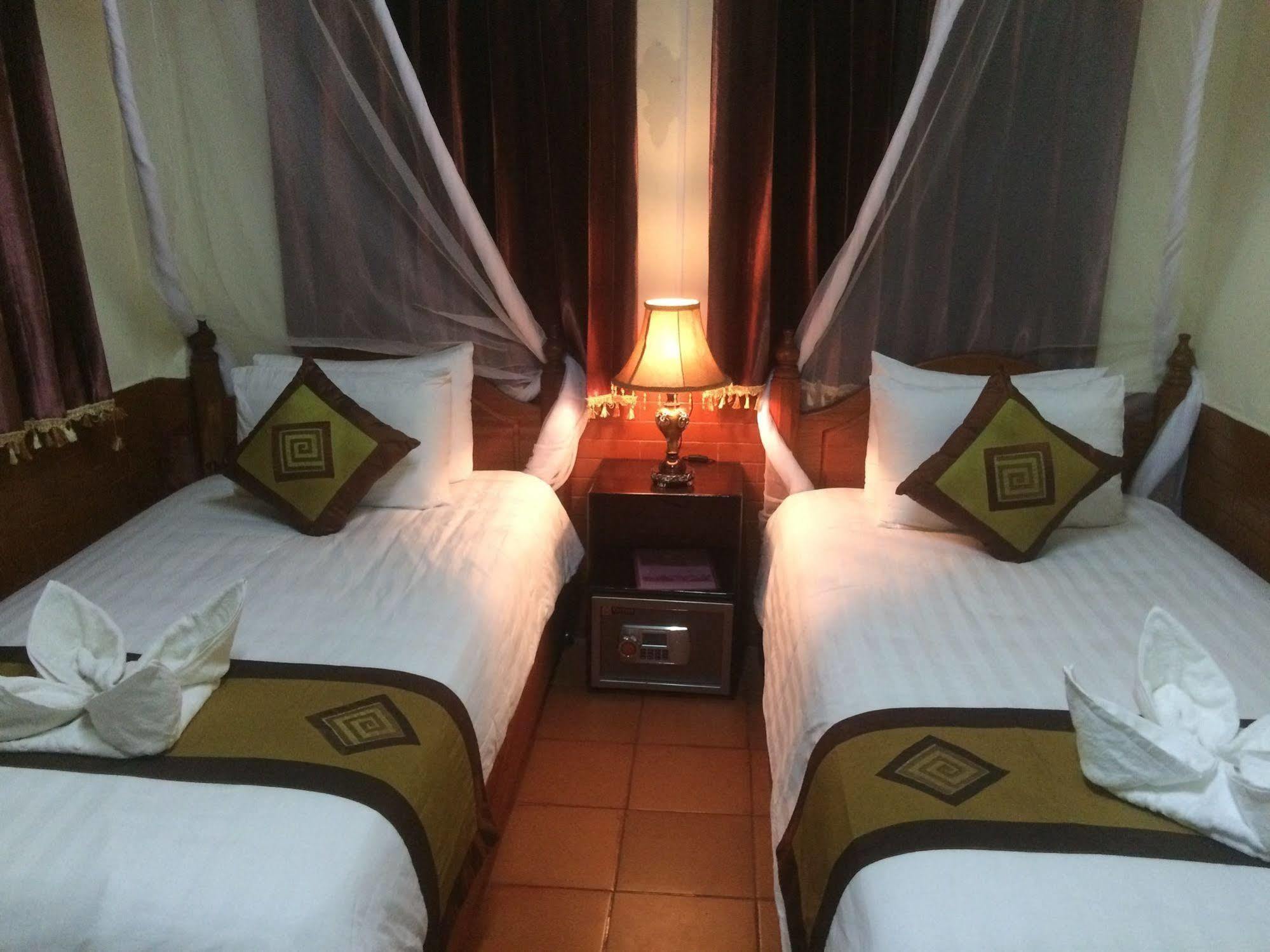 วิลลา มหาสุข โฮเต็ล Hotel หลวงพระบาง ภายนอก รูปภาพ