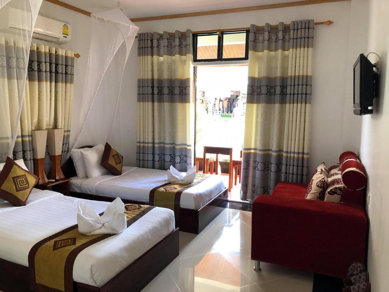 วิลลา มหาสุข โฮเต็ล Hotel หลวงพระบาง ภายนอก รูปภาพ